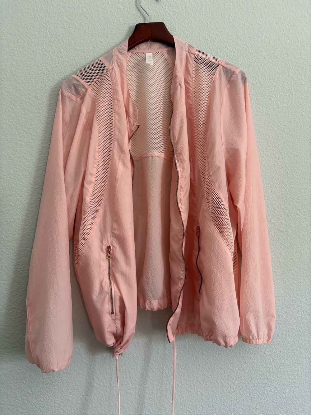 Lane Bryant LIVI Lightweight Pink Women's Mesh-Panel Pale Pink Jacket
